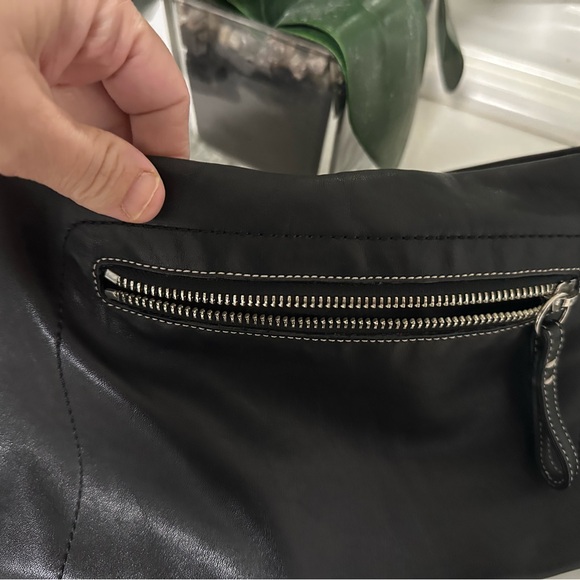 Coach Black Leather Shoulder Bag - Picture 4 of 15